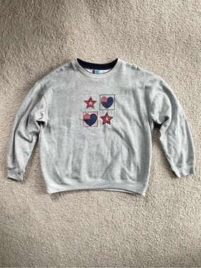 Bold Spirit Vintage Patriotic Heart Star Heather Gray Crew Sweatshirt Size Large